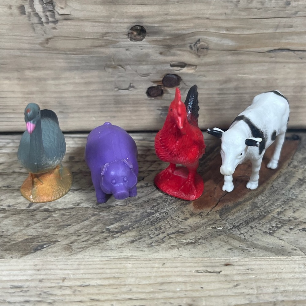 4x Farm Animal Assorted Figures Duck Bird Pig Rooster Cow Zoo Model Mini Toy Lot